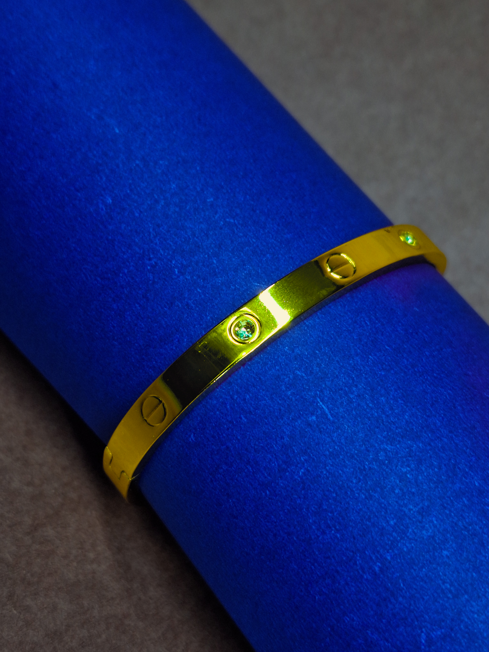 Sandhyora Éclat Screw Bangle - Image 5